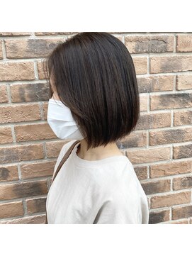 美容室エクストラアーツジャパン(X ARTS JAPAN) 切りっぱなしボブ