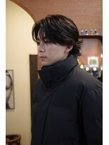 エディ(Edy)&nbsp;メンズセンターパートニュアンスパーマコンマバング韓国ヘア岡山