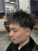 キングオブヘア バイ ノイズ 梅田茶屋町店(KING of hair by NOISM)&nbsp;ツイストスパイラルパーマショートピンパーマクロップ