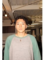 ビーバイエイトジェンツ(Bee by EIGHT GENTS)&nbsp;リバースセンターパート/ニュアンスパーマ/ダウンバング/心斎橋