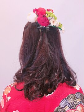 レットリート(RETREAT) 卒業式　はかまに似合う　アップスタイル♪