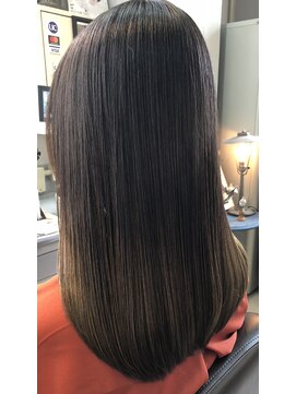 フィル(Fil HAIR and SPA) ミネコラ高濃度水素トリートメント