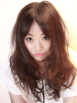 アンカラン(un Calin) 【un Calin】センターパート無造作カール×ふわミディxゆるふわ