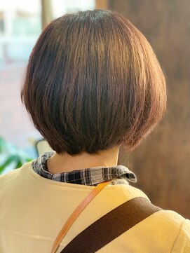 アークスヘアー 大人かわいい☆小顔リップライン丸みショート