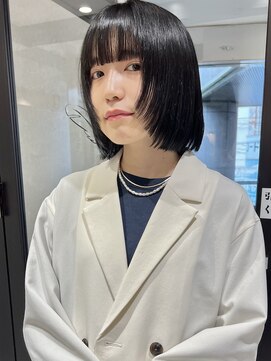 ラミエバイメルト 下北沢(lamie by melt) 顔まわりレイヤー黒髪ボブ切りっぱなし地毛風カラー下北沢
