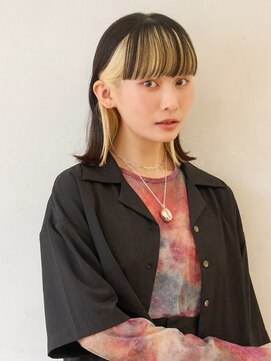 リトルネネ 池袋西口(little nene) 前髪重めのインナーカラースタイル