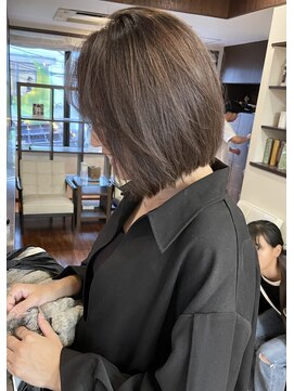 ダアッカ(da acca) ぱつっとボブ