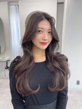 天神美容室 『福岡美容室/ayana』黒染めは使わない地毛風カラー