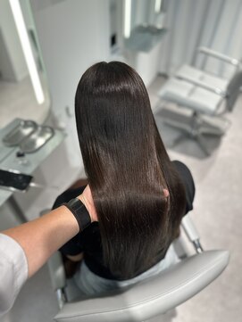 ジャパンデザイナーズアカデミー 髪質改善＋オリーブベージュ