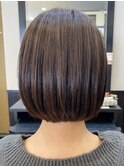 コンパクト艶ボブ