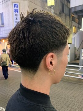ミリオンバックス 神田店(Million Bucks) スパイキーショート/スペインカール<理容室>[メンズ/床屋/神田]