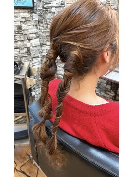 ブリード ヘアデザイン(breed hair design) 【ヘアアレンジ/ヘアセット/学割U24】お洒落ツインアレンジ