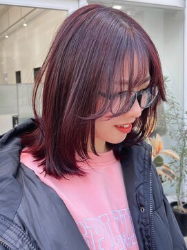 ニトバイアンキシム(nit by ahnkism) レイヤーカット顔まわりストレートロングレイヤー堀江