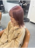 ピンクベージュ