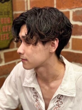 プレミアムバーバー 新宿店(PREMIUM BARBER produce by HIRO GINZA) 【スパイラルセンターパート】