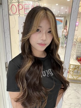 ミニョン(mignon) 韓国/ダブルカラー/ブリーチ/ピンク/学割U24/新越谷/南越谷/草加