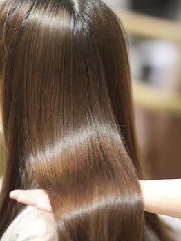 ガーデン(GARDEN)の写真/【御器所駅から徒歩７分】最高の手触りをご提供！透明感のあるうる艶髪を叶えます♪染める度に頭皮改善も◎