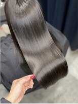 イリス 高槻店&nbsp;【最上級】プレミアム髪質改善縮毛矯正【高槻　縮毛矯正】