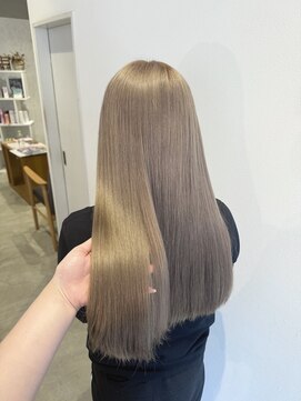 シアーベージュ