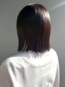 ナカオコアフュール(NAKAO COIFFURE) 暗髪カラー グレージュ ツヤ髪 切りっぱなしボブ 20代 ショート