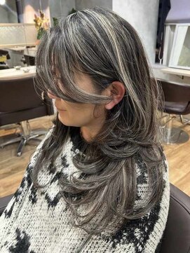 フォート(FORT) 外国人風ハイライト/ミディアムレイヤー/バタフライレイヤー