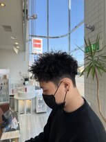 J-シュール&nbsp;スパイキーパーマ