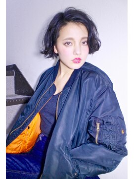 レンク(LENC) Coast.ネイビーカラー×切りっぱなしボブ×クールカジュアル