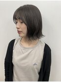 透けグレー×前下がりボブ美肌カラー