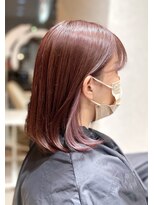 ヴィフ ヘアアンドデザイン(Vif hair&design) ピンクベージュ×ペールピンクのインナーカラー