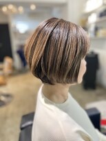 ツムグ 代官山店(TUMUGU) ★ナチュラルショートボブ白髪ぼかしボリュームアップエクステ