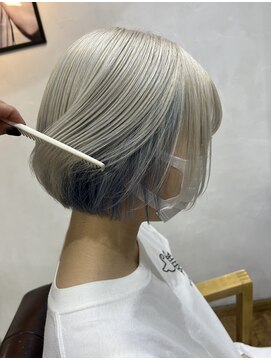 アマレット(Amaretto) ホワイト×ブルー