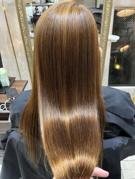 クレオ 青山(CLEO) 【エアーストレート/酸性ストレート+PIM濃密ヘアエステ】