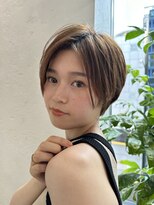 ジョエミバイアンアミ(joemi by Un ami)&nbsp;【joemi】斜めバンググレージュカラーシルキーベージュ(小倉太郎