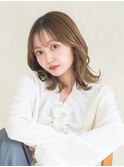 透明感ベージュ×ミディアム