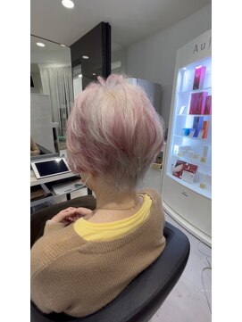 モードケイズブラン(MODE K's Blanc) ソフトハイライトのカジュアルピンク