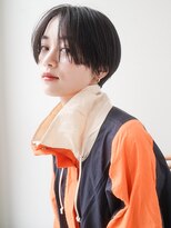 センターパートニュアンスパーマブルージュハンサムショート