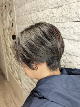 ラヴリア カミツ(LOVERIA KAMITSU) ショートスタイル