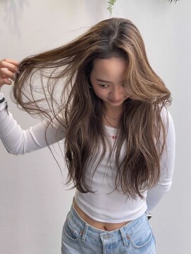 ビューシンサイバシ(VIEW SHINSAIBASHI) ダブルカラーハイライトレイヤーベージュ20代30代