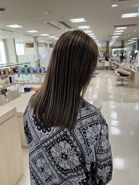 ケンジ 平塚ラスカ店(KENJE) 白髪手術/脱白髪染め/ハイライト/バレイヤージュ/湘南/平塚