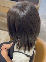 アース オーセンティック 三鷹店(EARTH Authentic) オリーブグレージュカラー×外ハネボブ