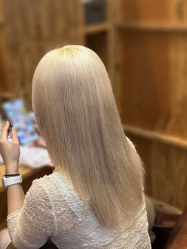 アドラーブル 長岡新保店(adorable) 透明感カラーダブルカラーブリーチミルクティーベージュ