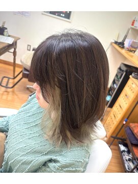 A two-tone color that blends in well.」