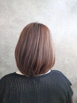 アンバール(amberl)&nbsp;白髪ぼかしハイライト×グラデーションボブ