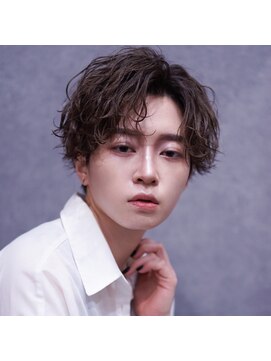 アイトーキョー 池袋(AI TOKYO) 波巻きツイスパセンターパート