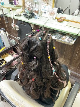 ヘアースペース 練馬店(hair space COCO) ダンス発表会、コンローアレンジスタイル