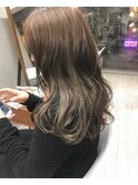 グレージュ×ハイライト
