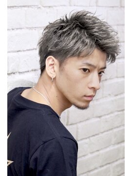 ベーア(Bar) グレージュエアリーショートワイルドツーブロック