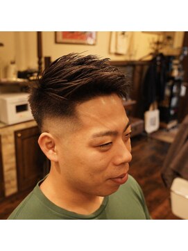 ピーキーズ 小倉店(Peaky's) fade  style