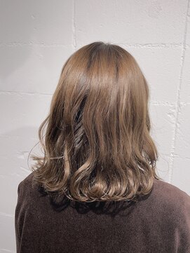 シェル 吉祥寺(shell) ロイヤルミルクティー/ベージュ／大人可愛い