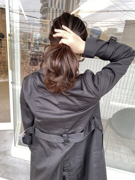 テオ(Theo) Theo/レイヤースタイル/グレーブラウン/ゆるっとワンカール